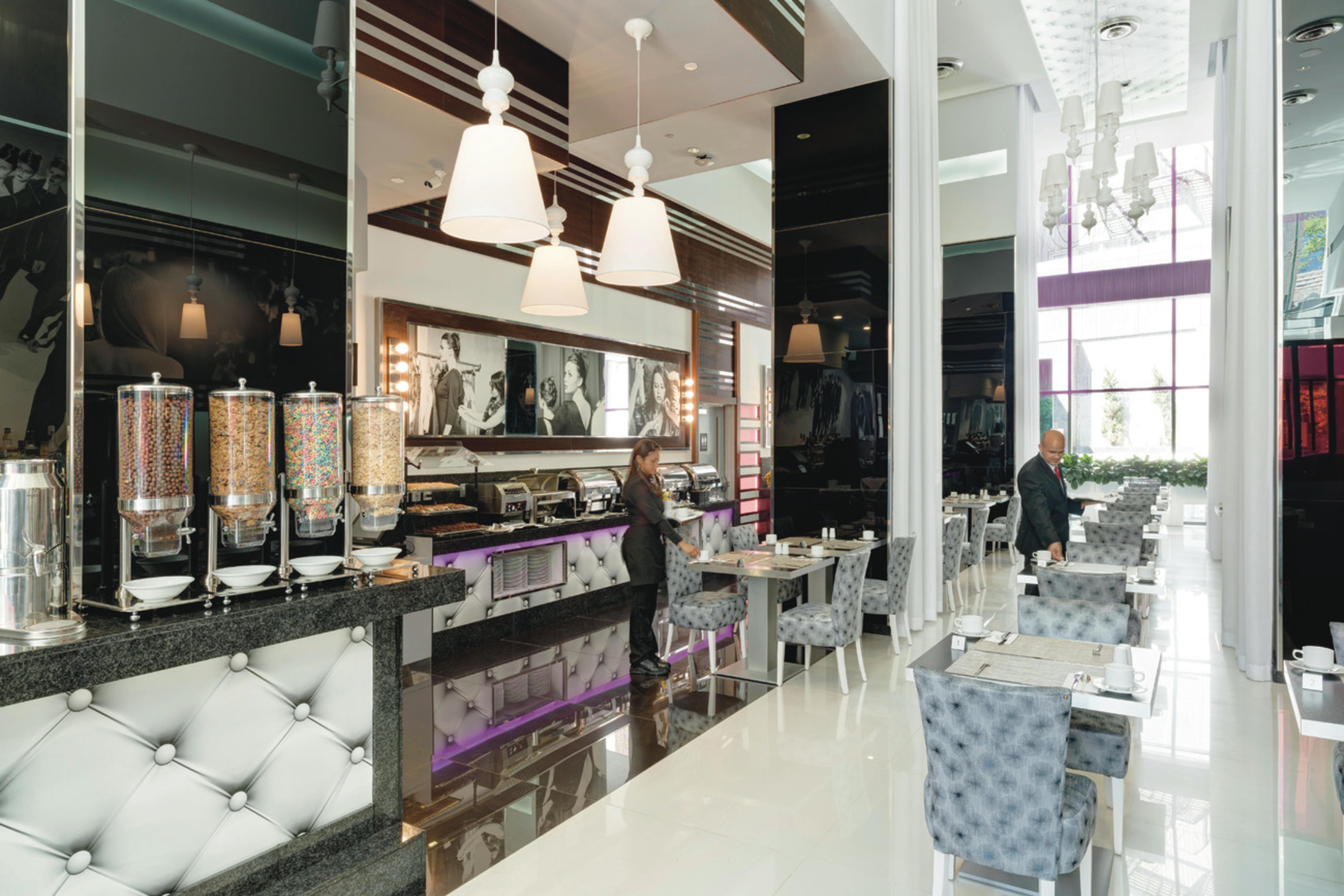 Riu Plaza Times Square Khách sạn 4*