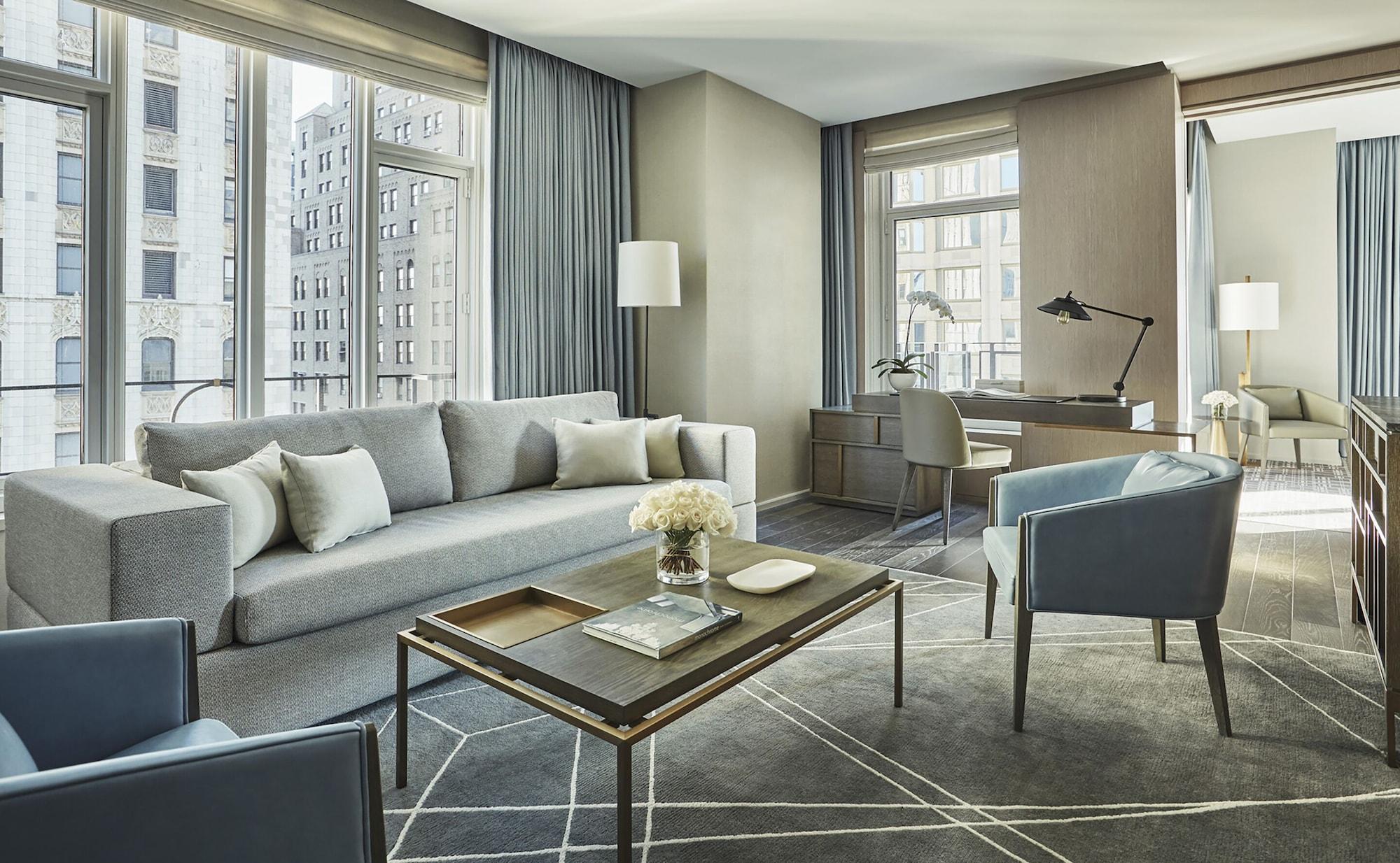 Four Seasons Downtown Khách sạn