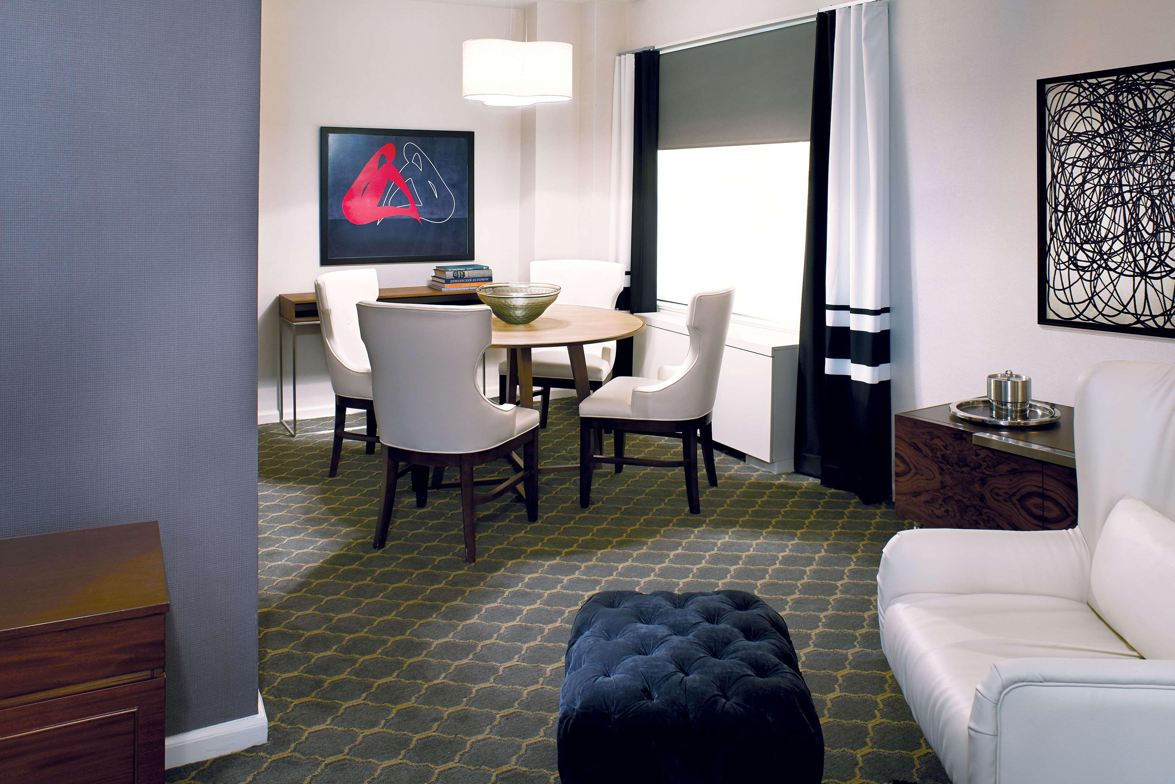 Khách sạn The Fifty Sonesta New York