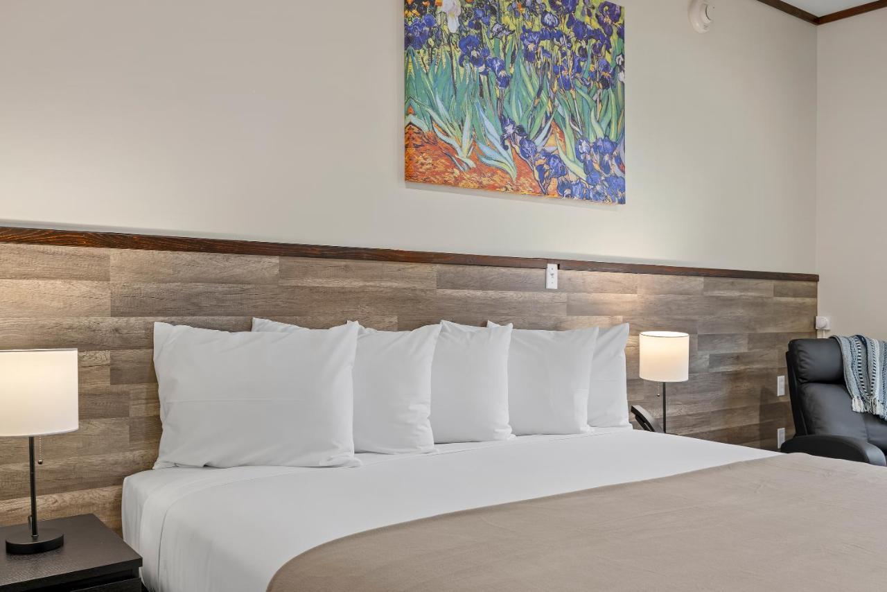 Khách sạn Highbridge 3*