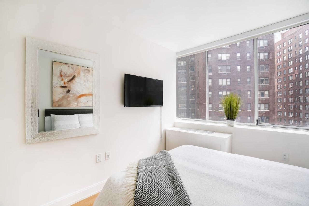 Căn hộ Midtown East 2 Bedroom