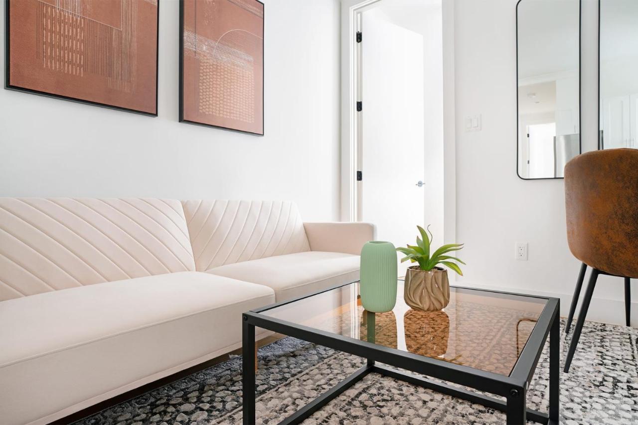 Apartment 1290-13 Newly Renovated 2 Bedrooms In Ues *