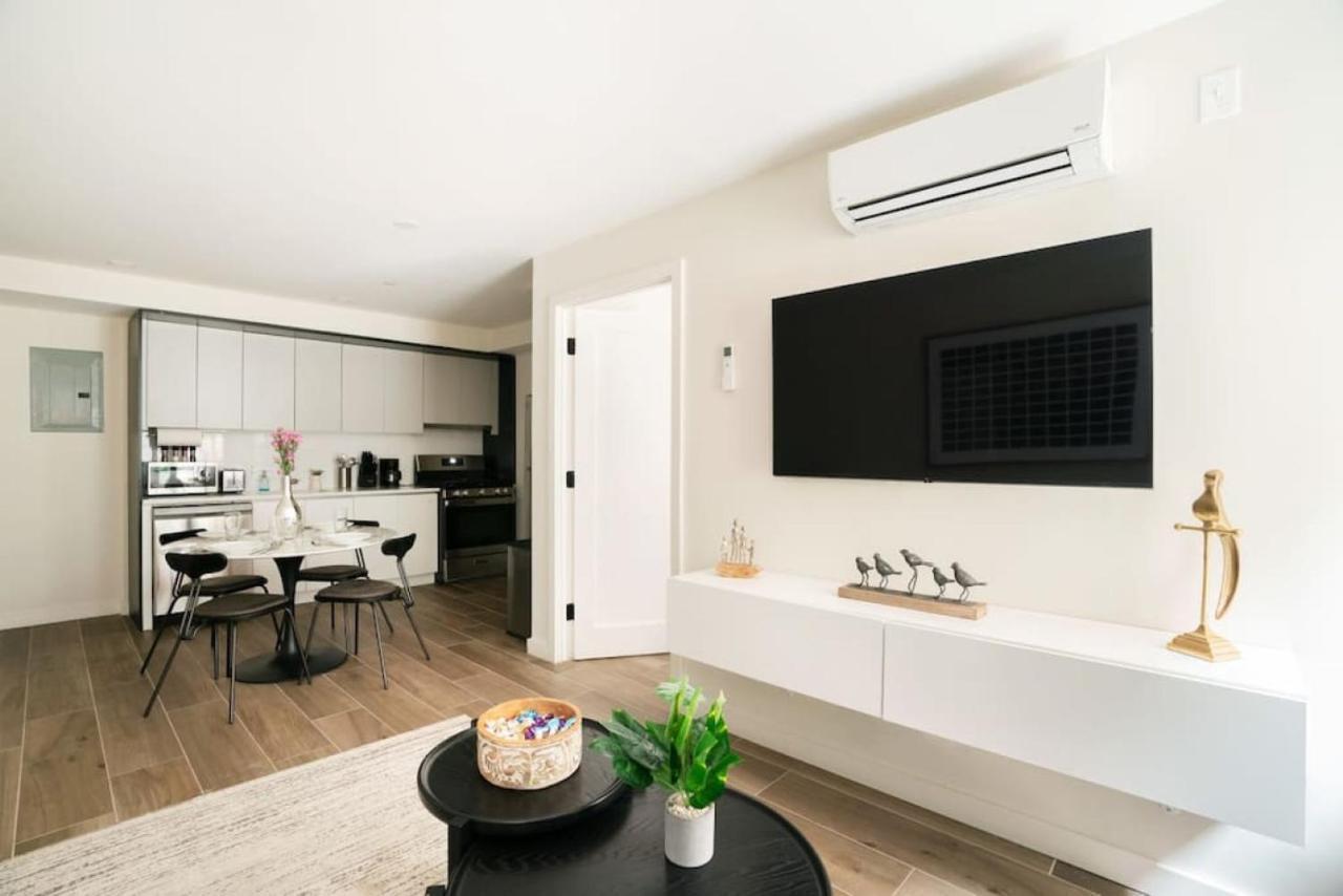Casa Del Sogno Upper East Side- Massive 1br W Private Patio Hotel *
