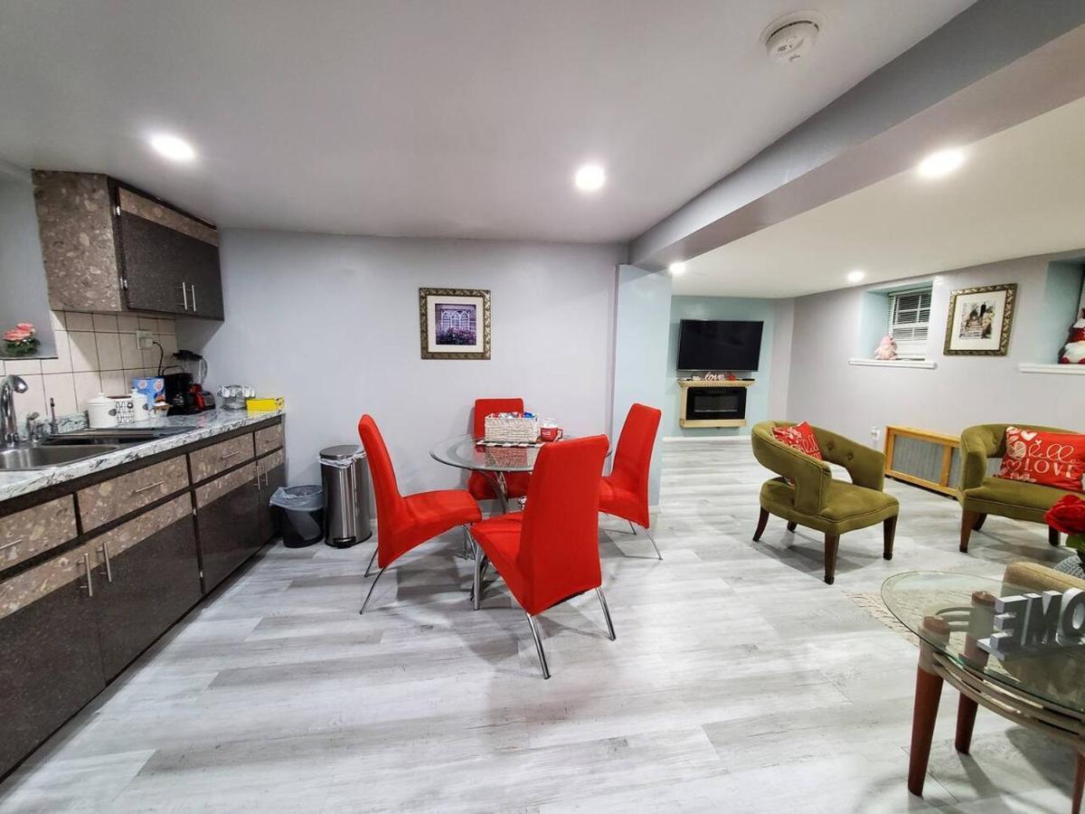 Lovely 2 Bedroom With 2 Entrance And Parking * Nova York