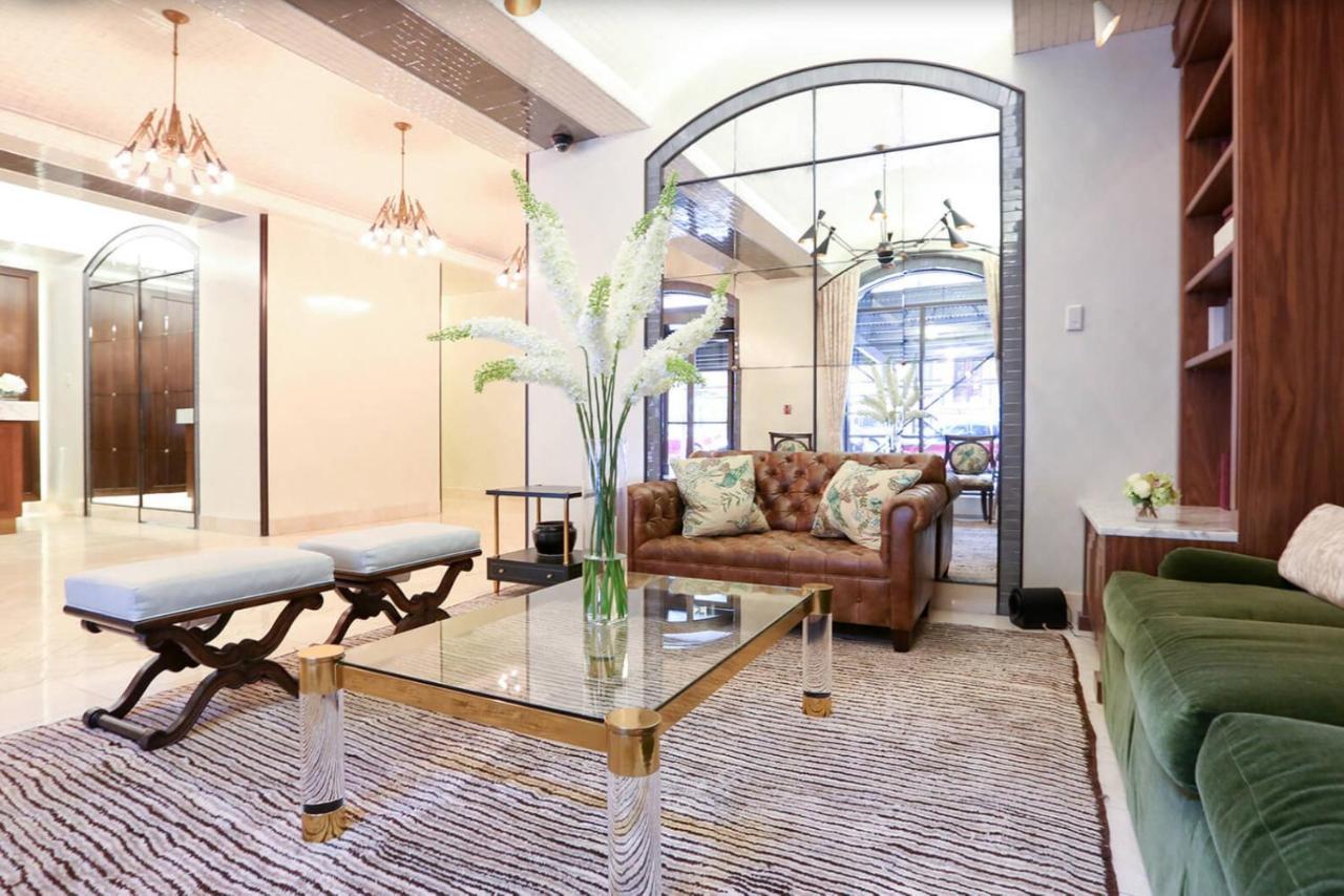Ues 1br W Gym Doorman Balcony Stunning Roof Nyc-503 Nova York
