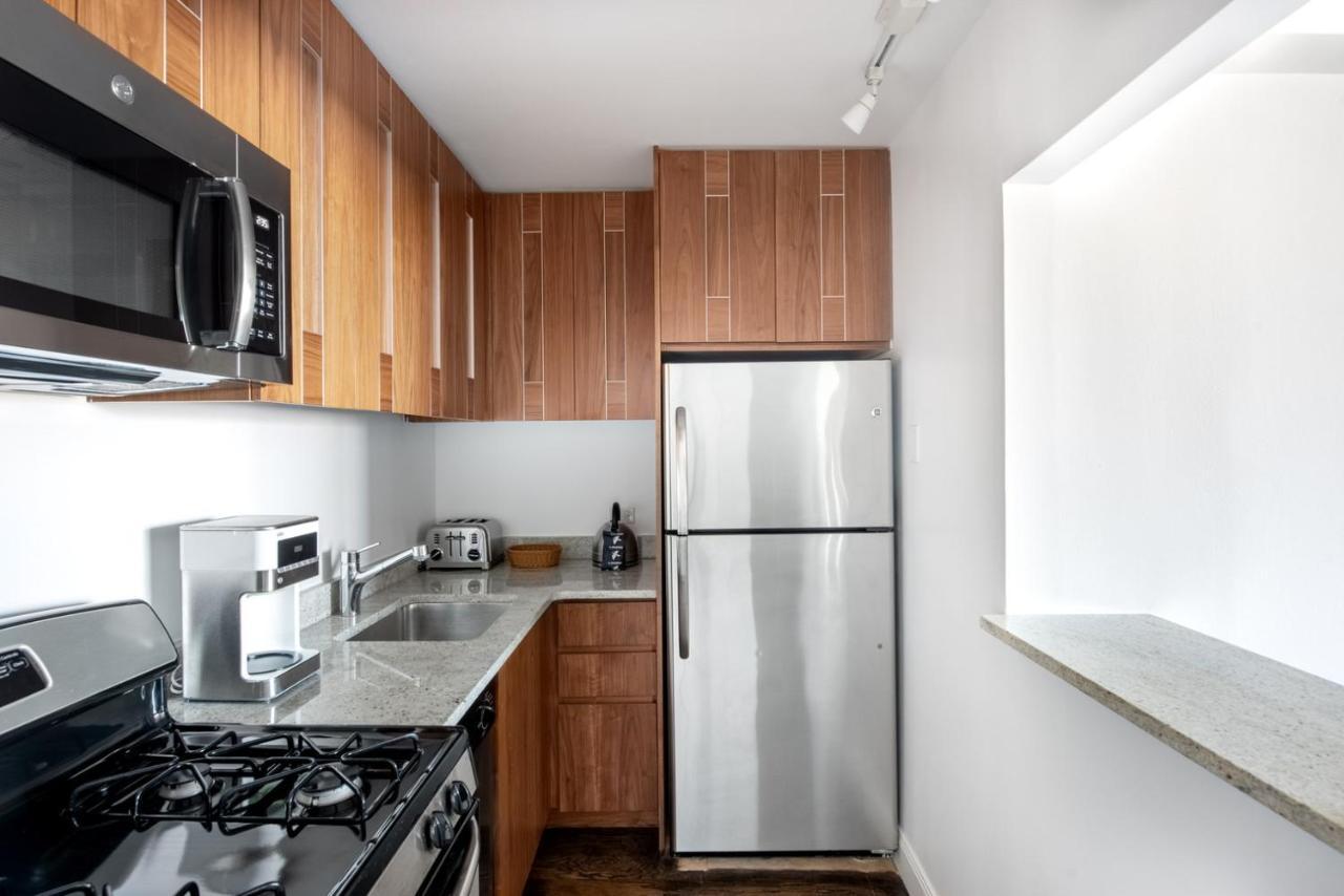Ues 1br W Gym Doorman Balcony Stunning Roof Nyc-503 Apartamento