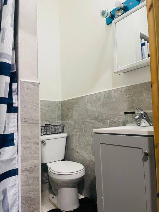 Căn hộ Cozy Staycation - Brooklyn Close To Train Stations *