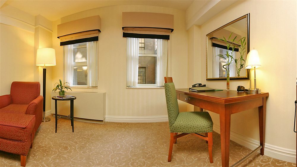 Khách sạn San Carlos New York