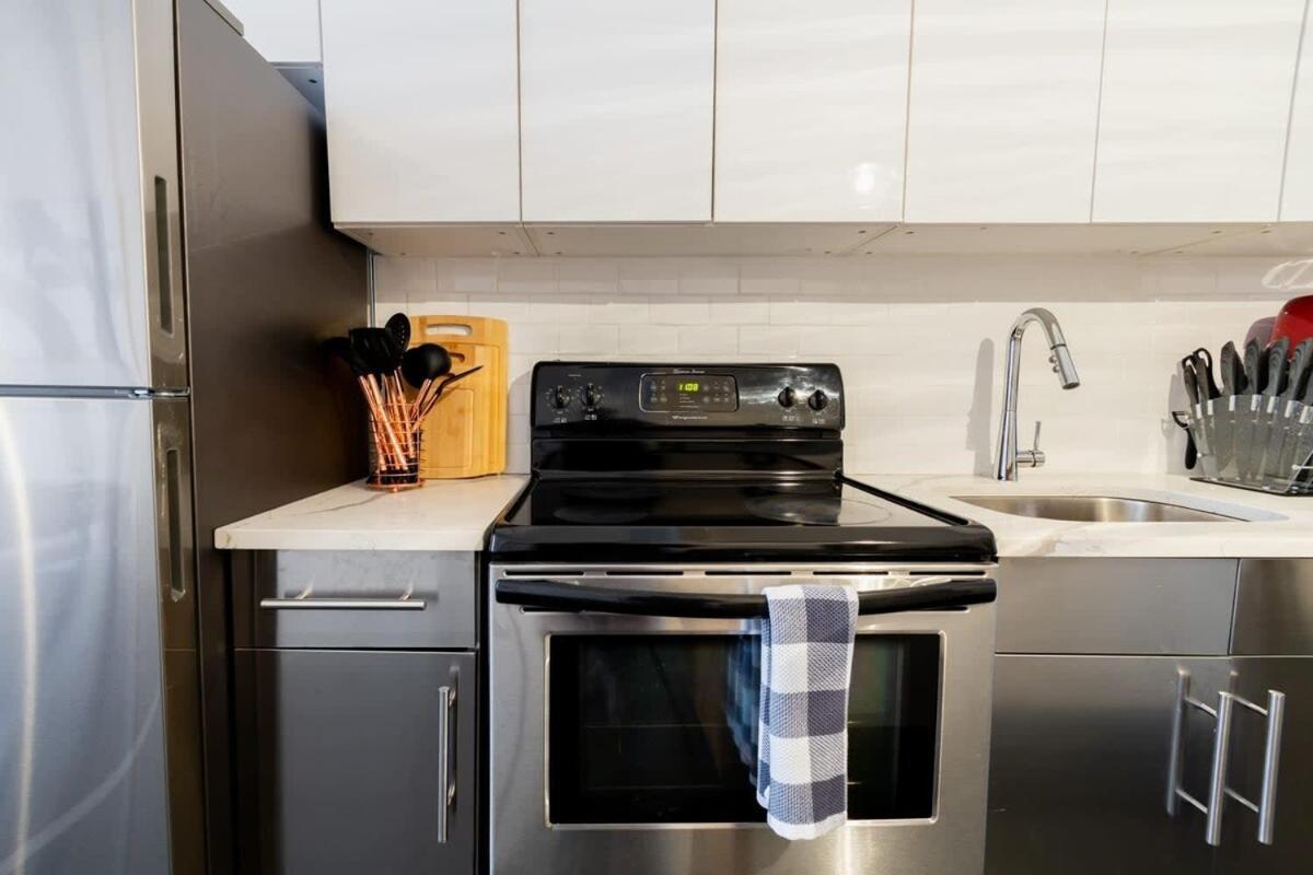 E10-1 Designer East Village Townhouse 1br * Nova York