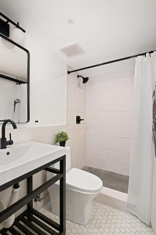 Hospedagem domiciliar Cozy, Large And Fully Furnished - Near The L Train Nova York