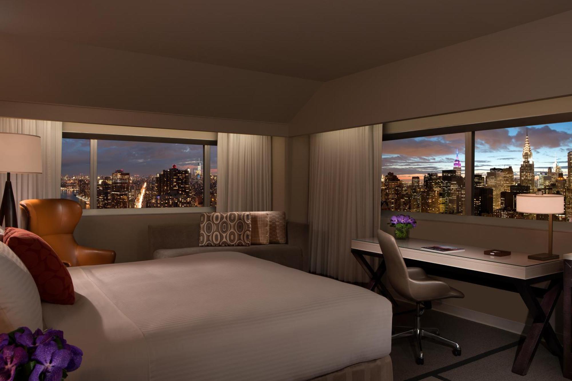Millennium Hilton One Un Plaza Khách sạn