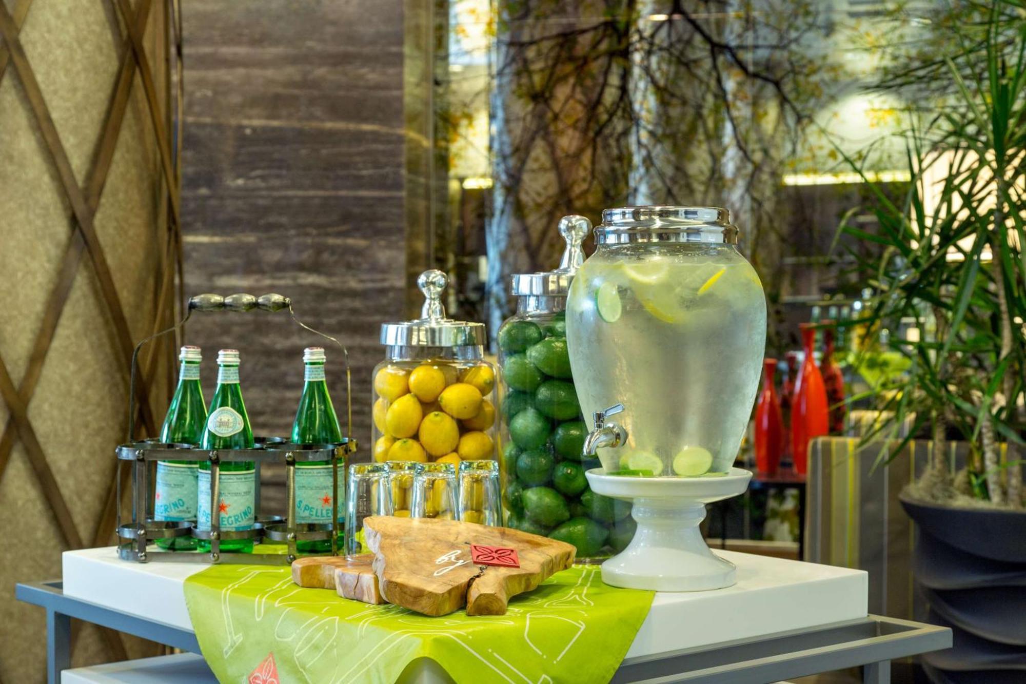 Hilton Garden Manhattan Midtown East Khách sạn 3*