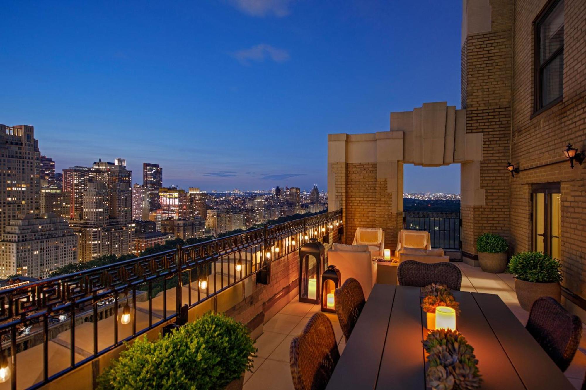 Khách sạn Jw Marriott Essex House 5*