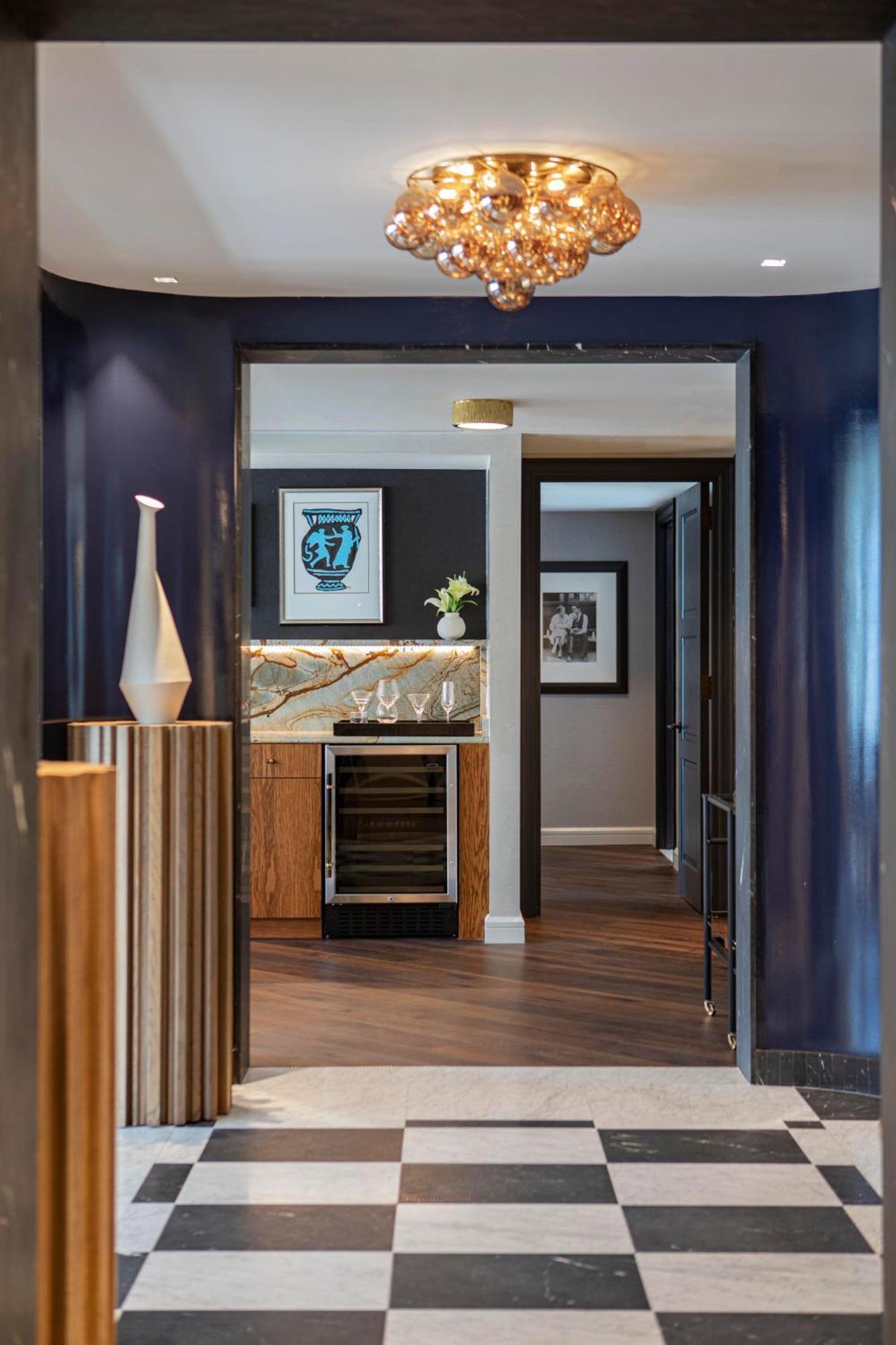 Khách sạn Jw Marriott Essex House 5*