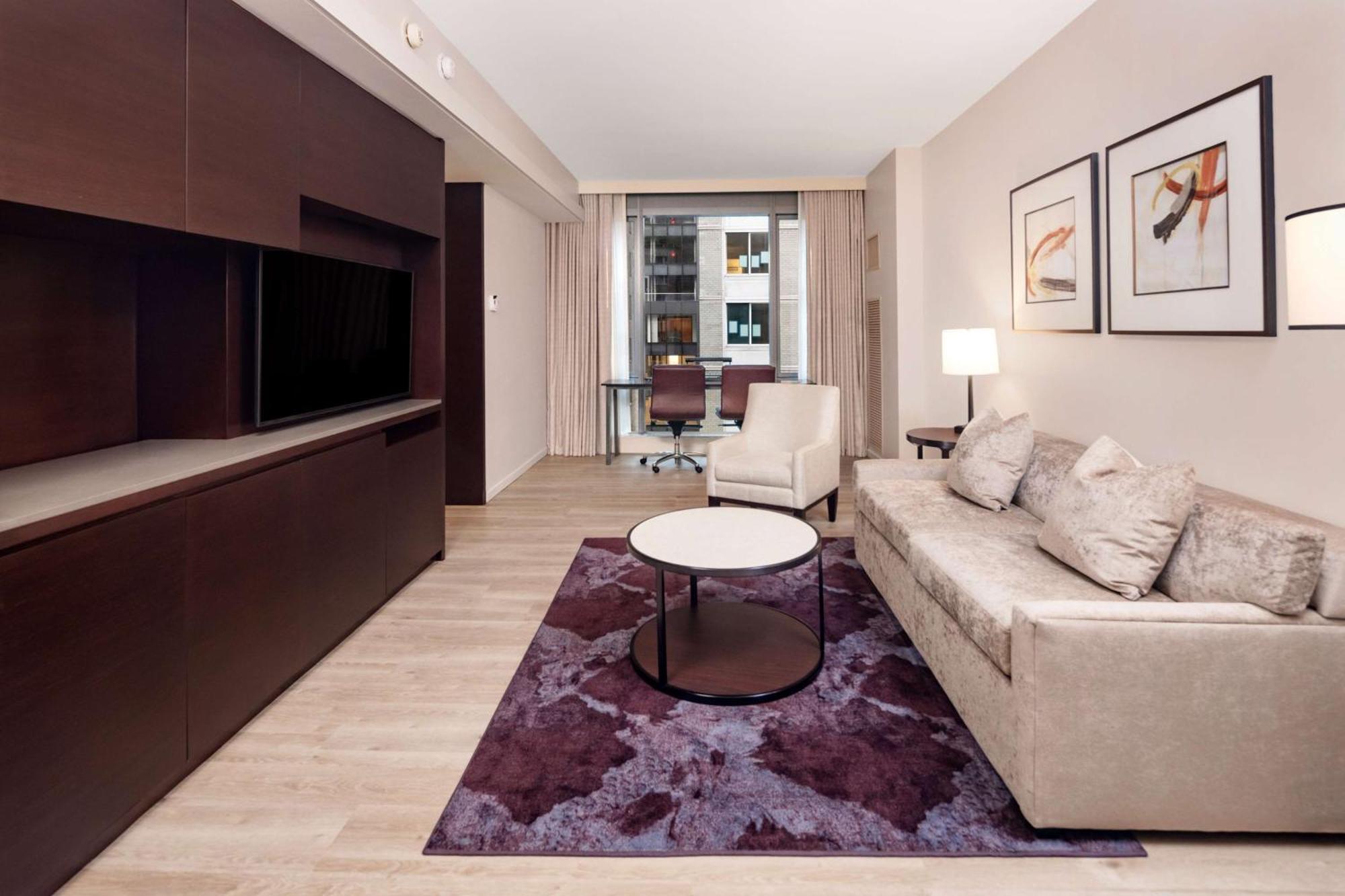 Khách sạn Hilton Club West 57th Street New York