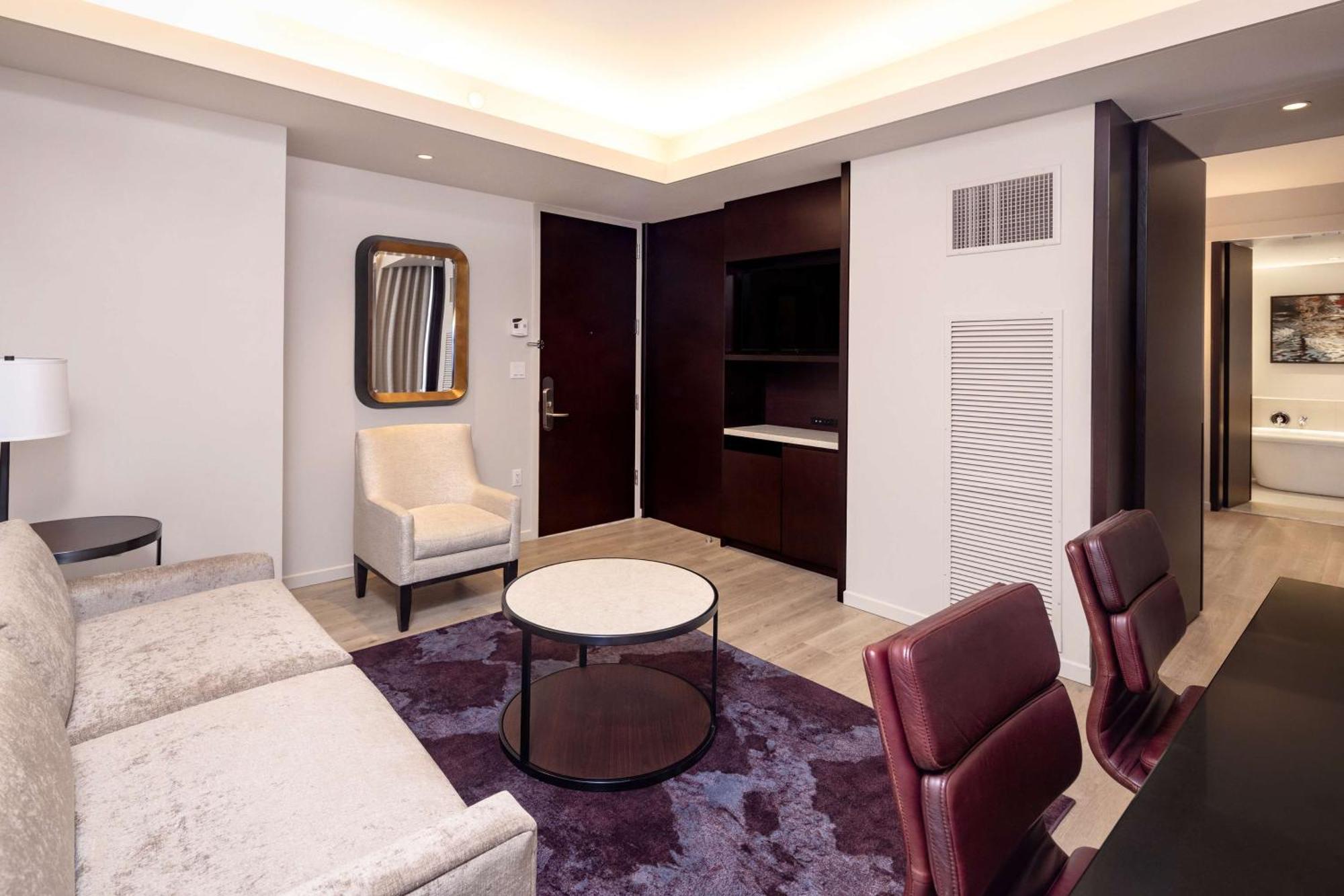 Khách sạn Hilton Club West 57th Street