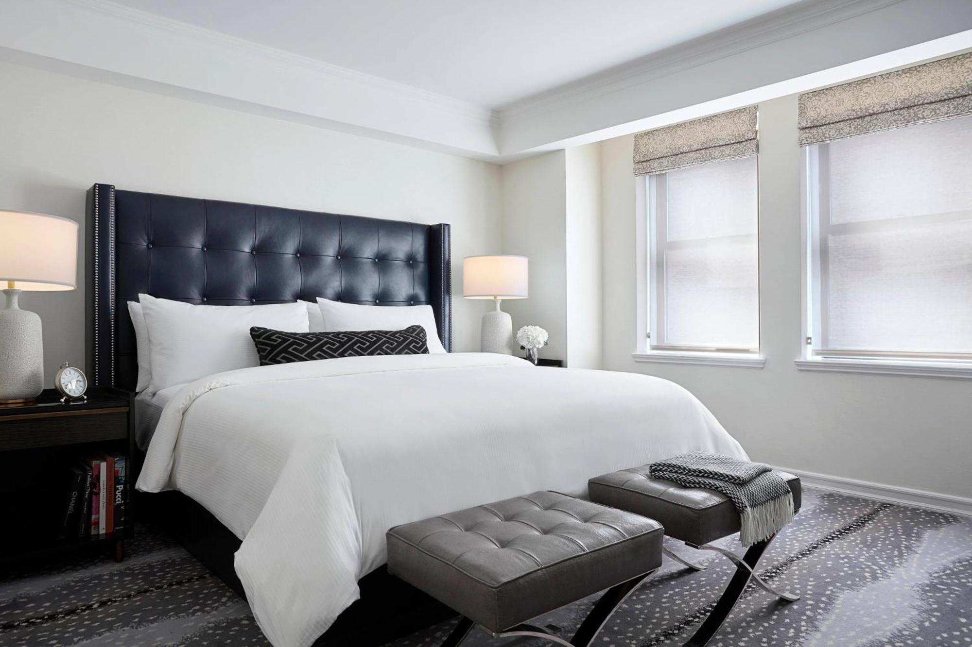 Khách sạn Jw Marriott Essex House 5*