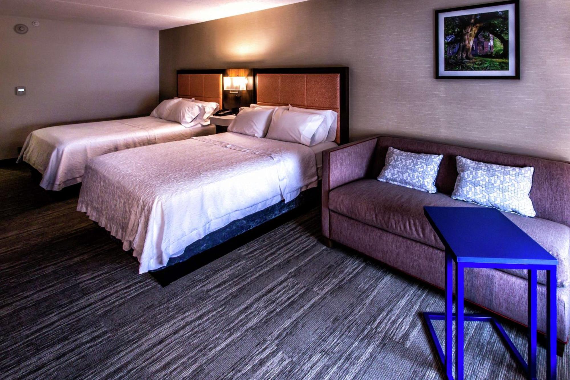 Hampton & Staten Island Khách sạn 3*