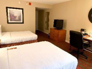 Doubletree By Hilton New York-laguardia Khách sạn 3*
