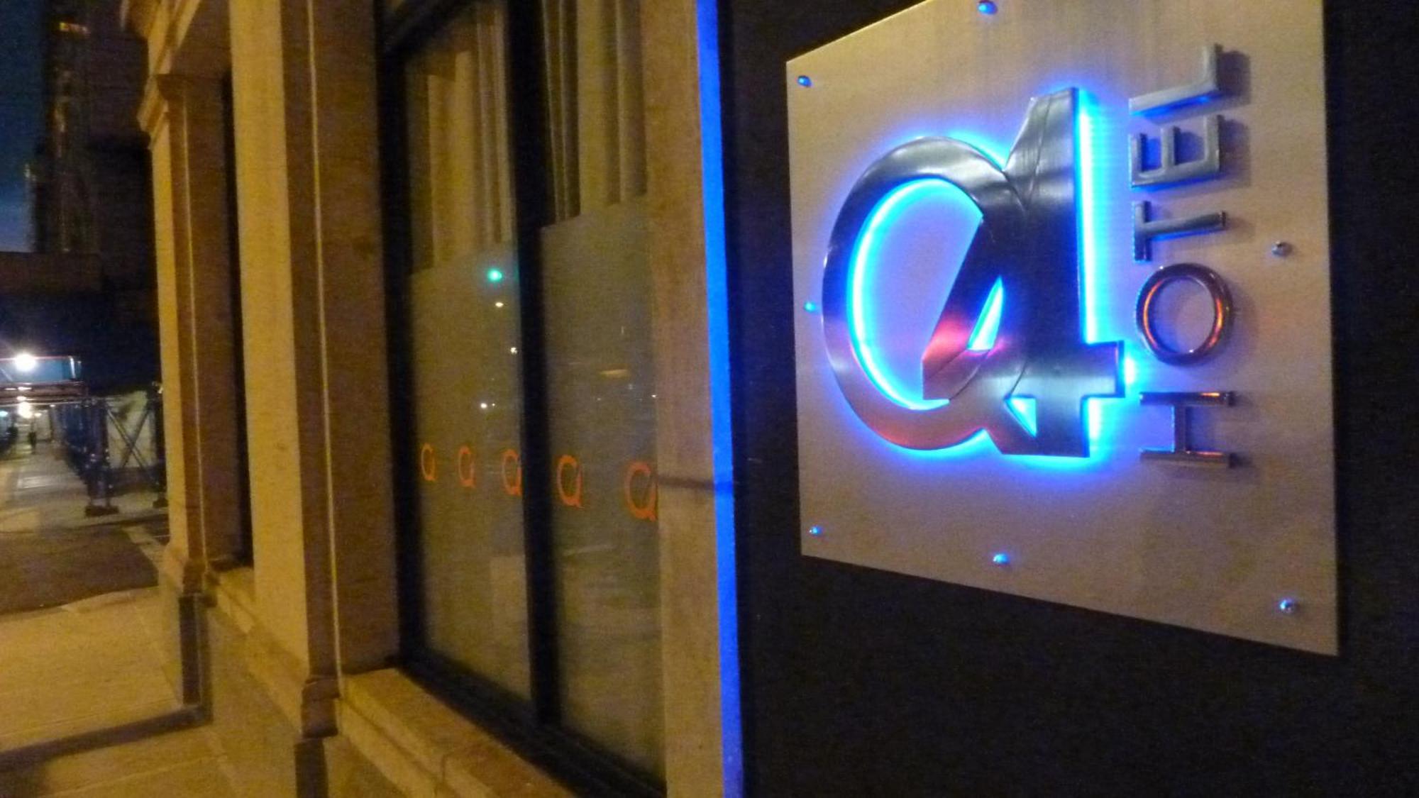 Nhà trọ Q4 And *