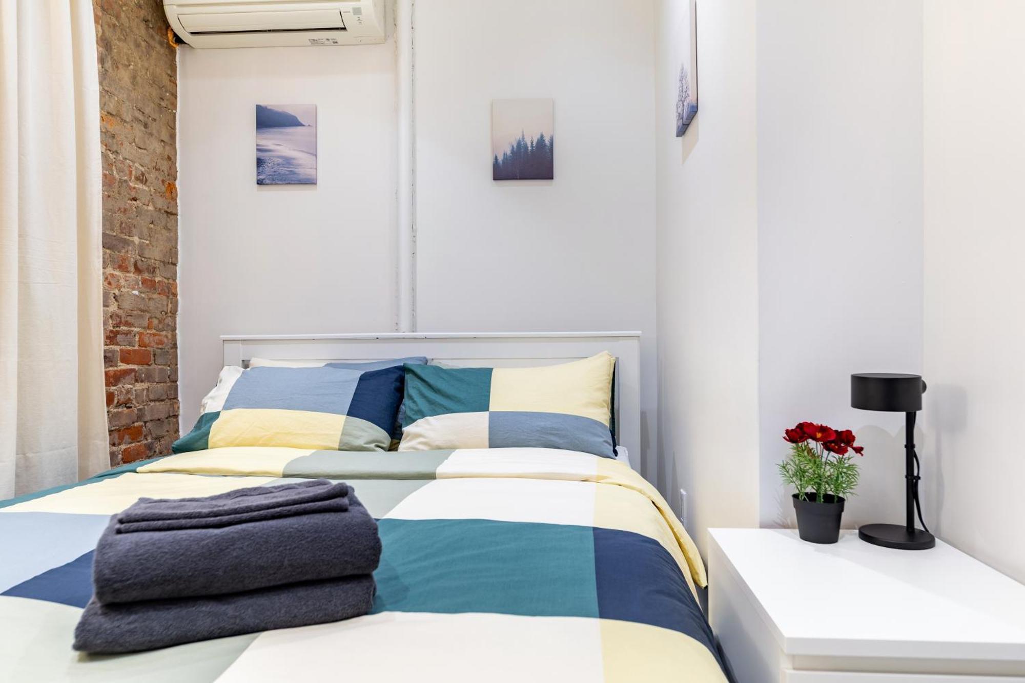 Căn hộ 2 Bedroom Luxury Unit In The Heart Of Manhattan New York