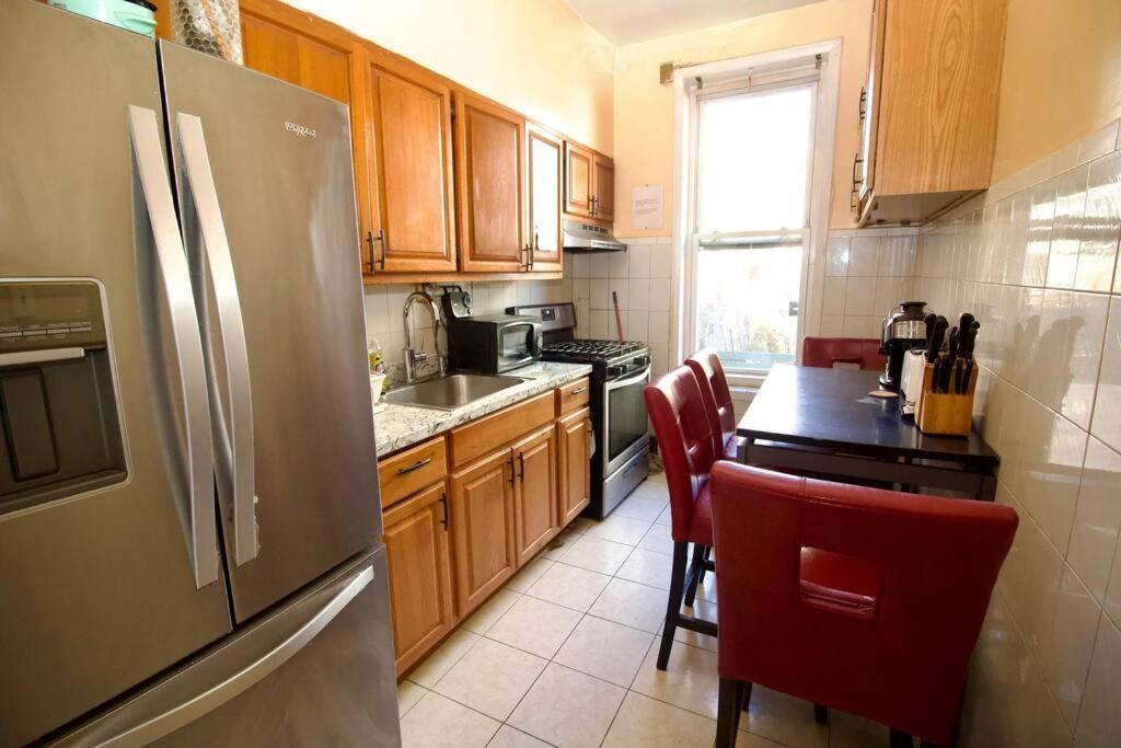 Apartamento Tuk Ahoy - Sapphire 1b With Shared Spaces Nova York