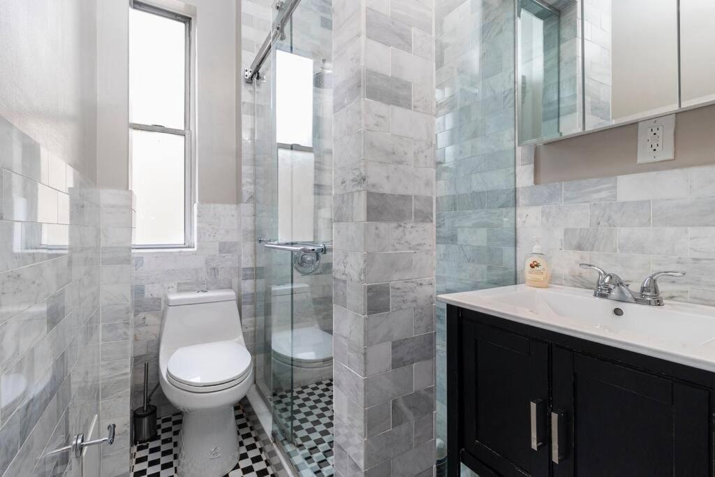 Renovated Lower East Side 2br 1ba Washer Dryer Apartamento Nova York