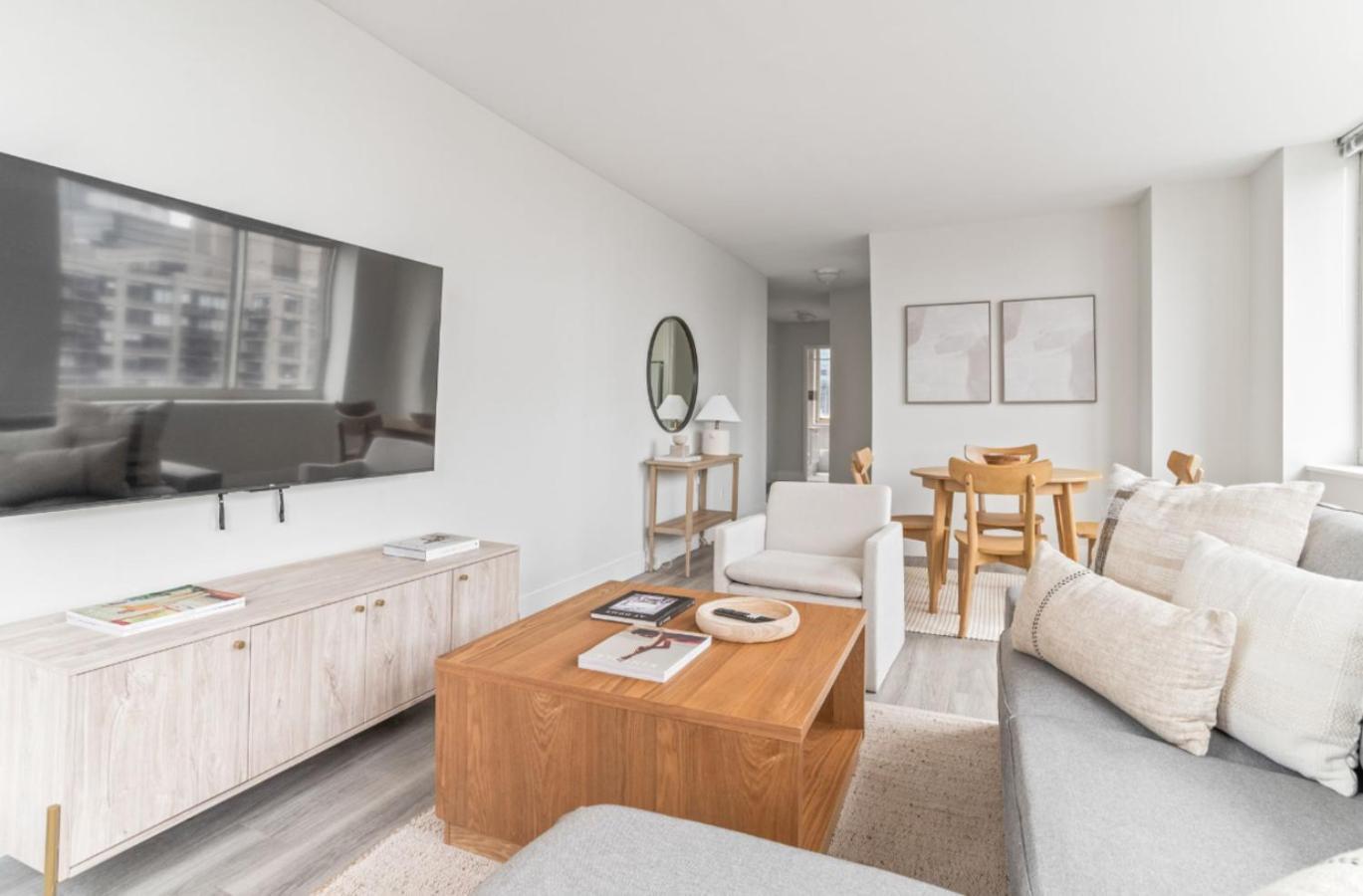 Manhattan Luxury 8 Căn hộ