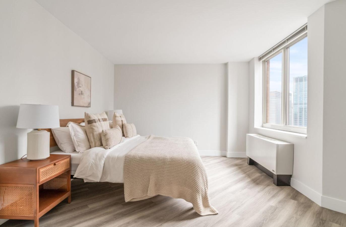Căn hộ Manhattan Luxury 8 *