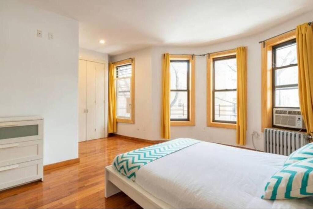 Homestay 9away In The Bronx