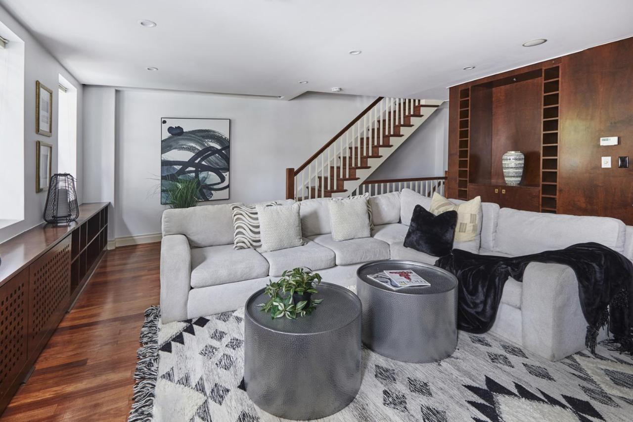 Manhattan Marvel Luxury Living In A Townhome Oasis I The Atrium I Căn hộ