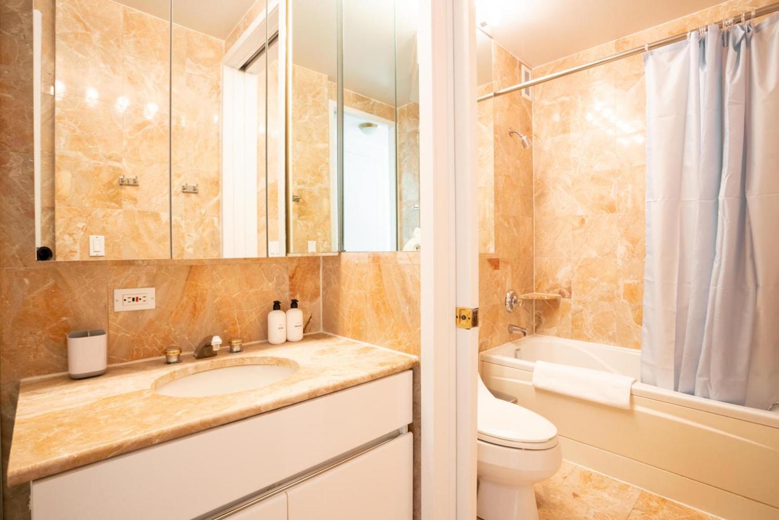 Midtown East 2br W Doorman Gym Nr Bloomingdales Nyc-1352 Apartamento Nova York