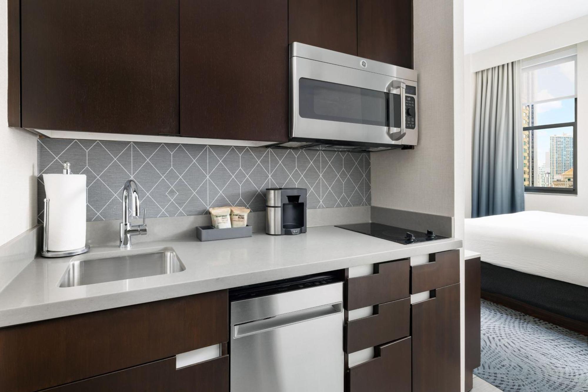 Khách sạn By Marriott Downtown Manhattan/world Trade Center Area