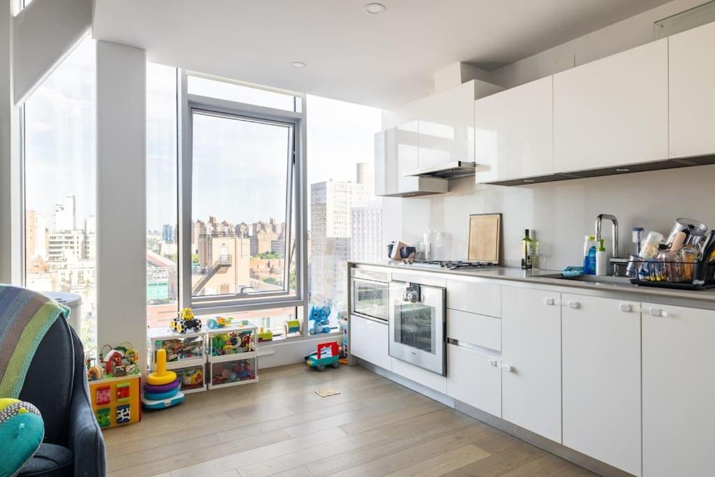 Brand New Five Bedroom Penthouse Nova York