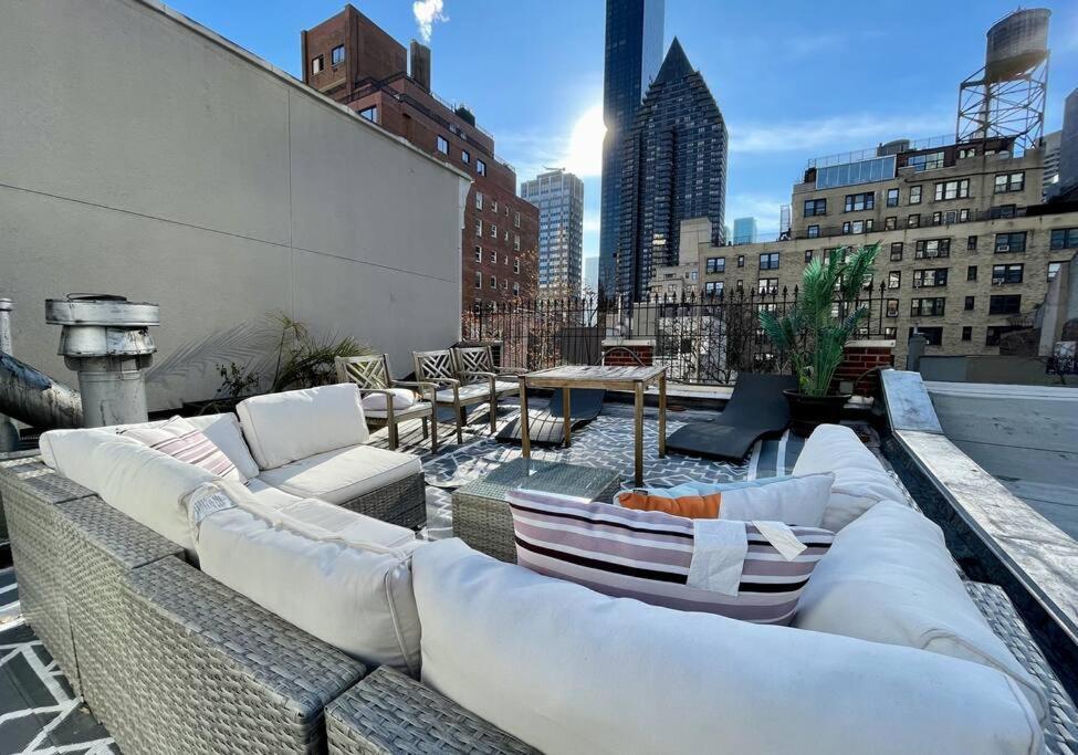 Designer In Diplomat District Apartamento
