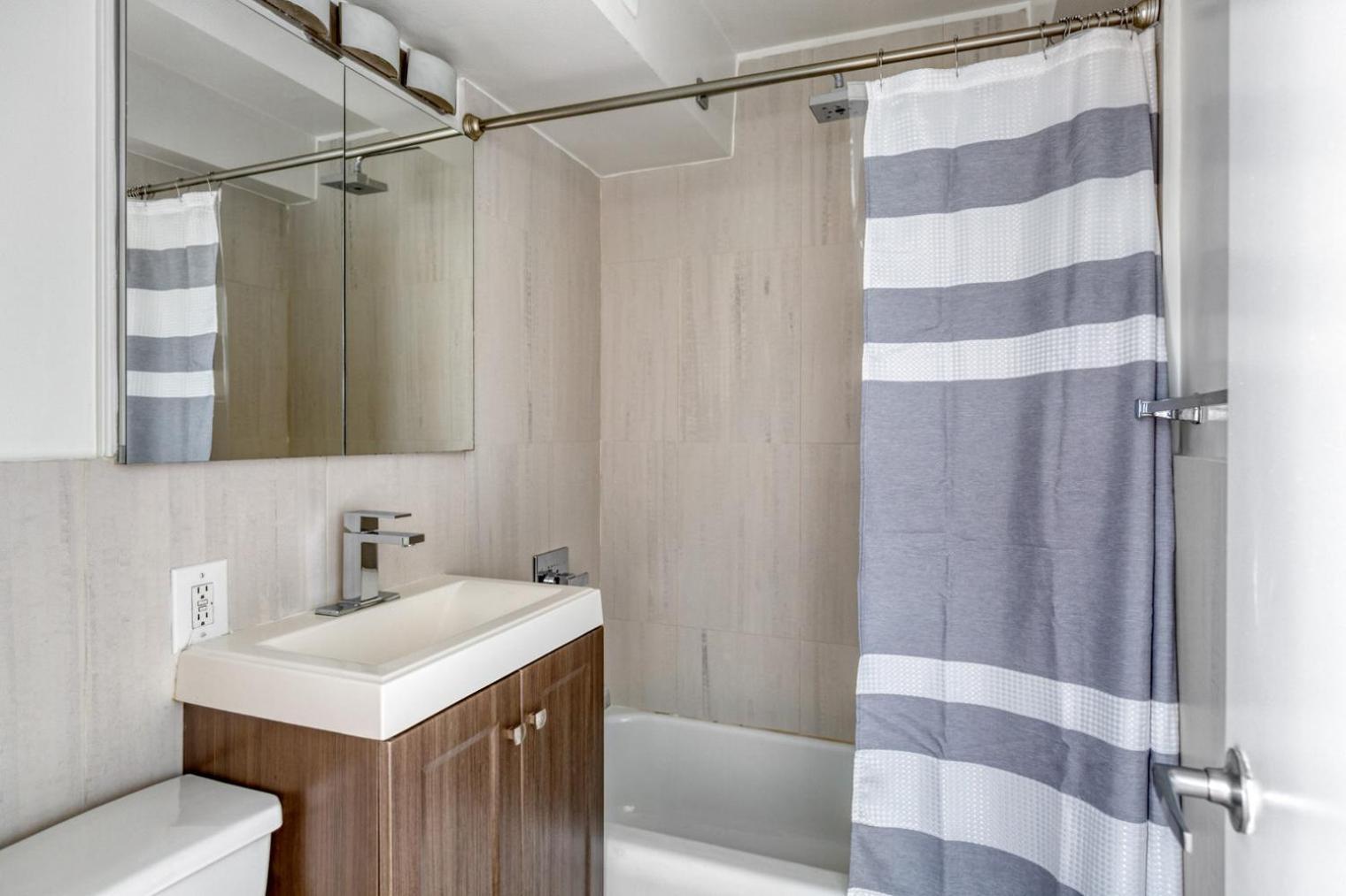 Murray Hill 3br W Doorman Wd Nr Un Nyc-801 Apartment