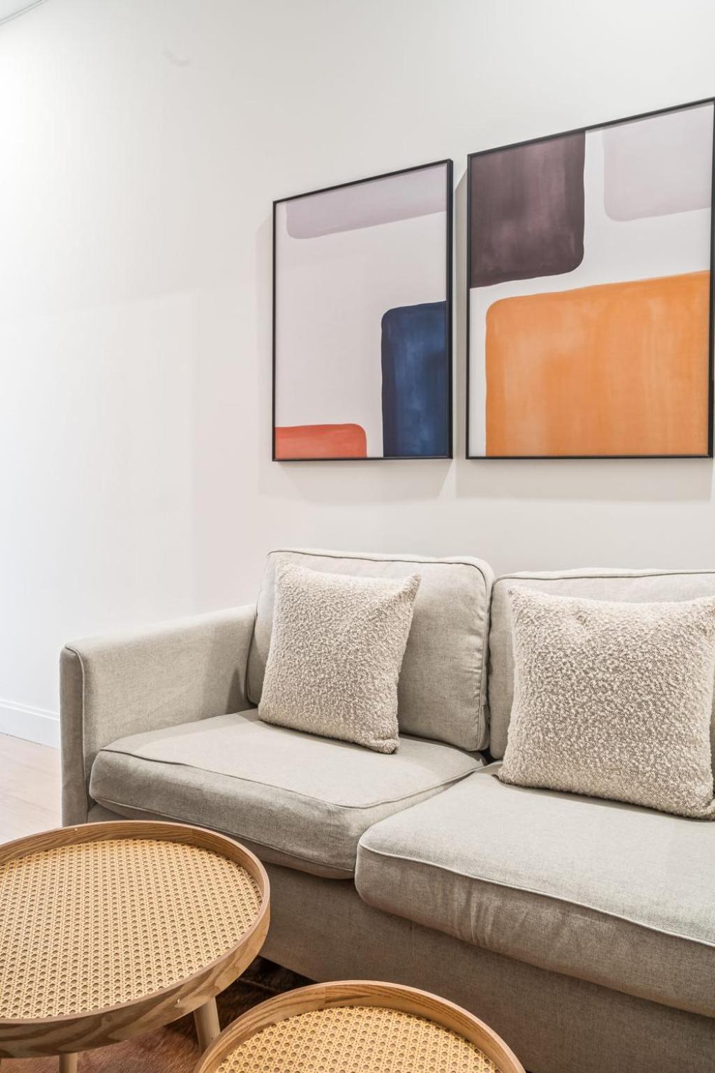 Relaxing 3br 1bath Apartment *