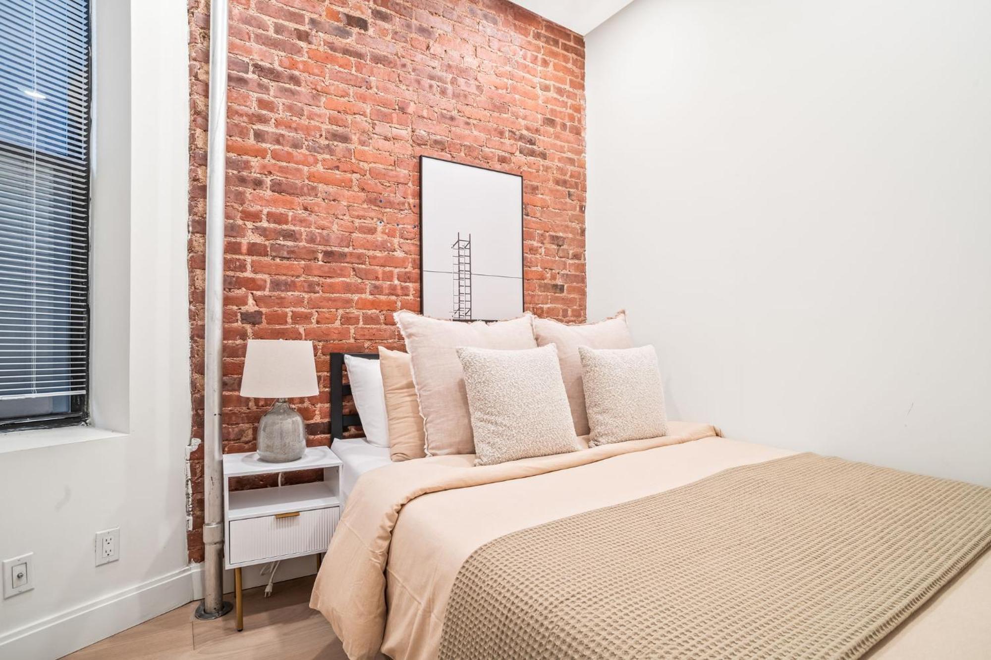 Relaxing 3br 1bath Apartment *