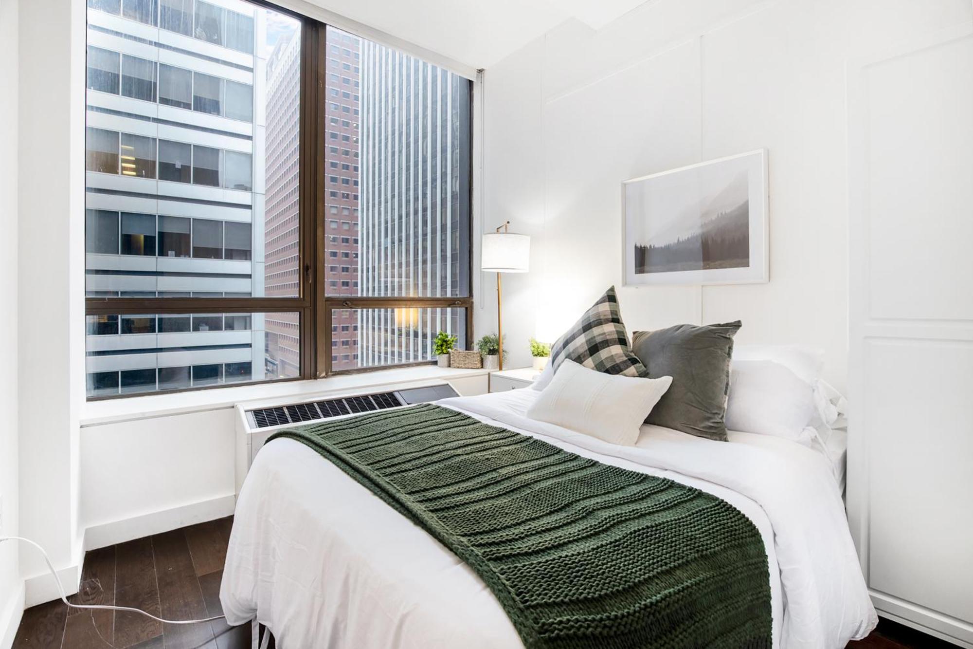 Apartment Gorgeous & Stylish 4bdr & 2bth In Downtown Manhattan