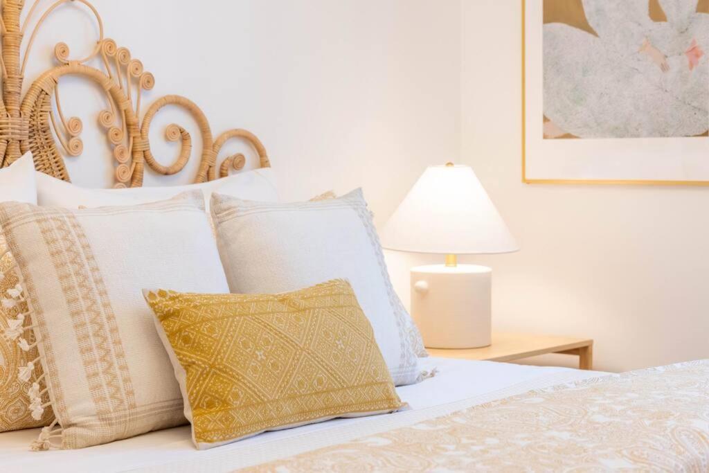 Designer Apt For 6, City Views, Near Times Square! Apartamento Nova York
