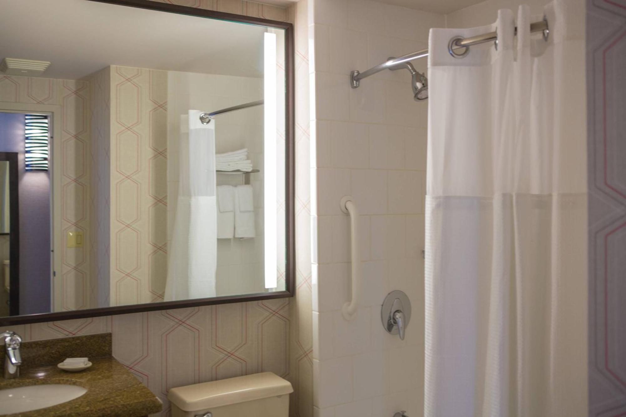 Khách sạn Courtyard By Marriott Manhattan/ Fifth Avenue 4*