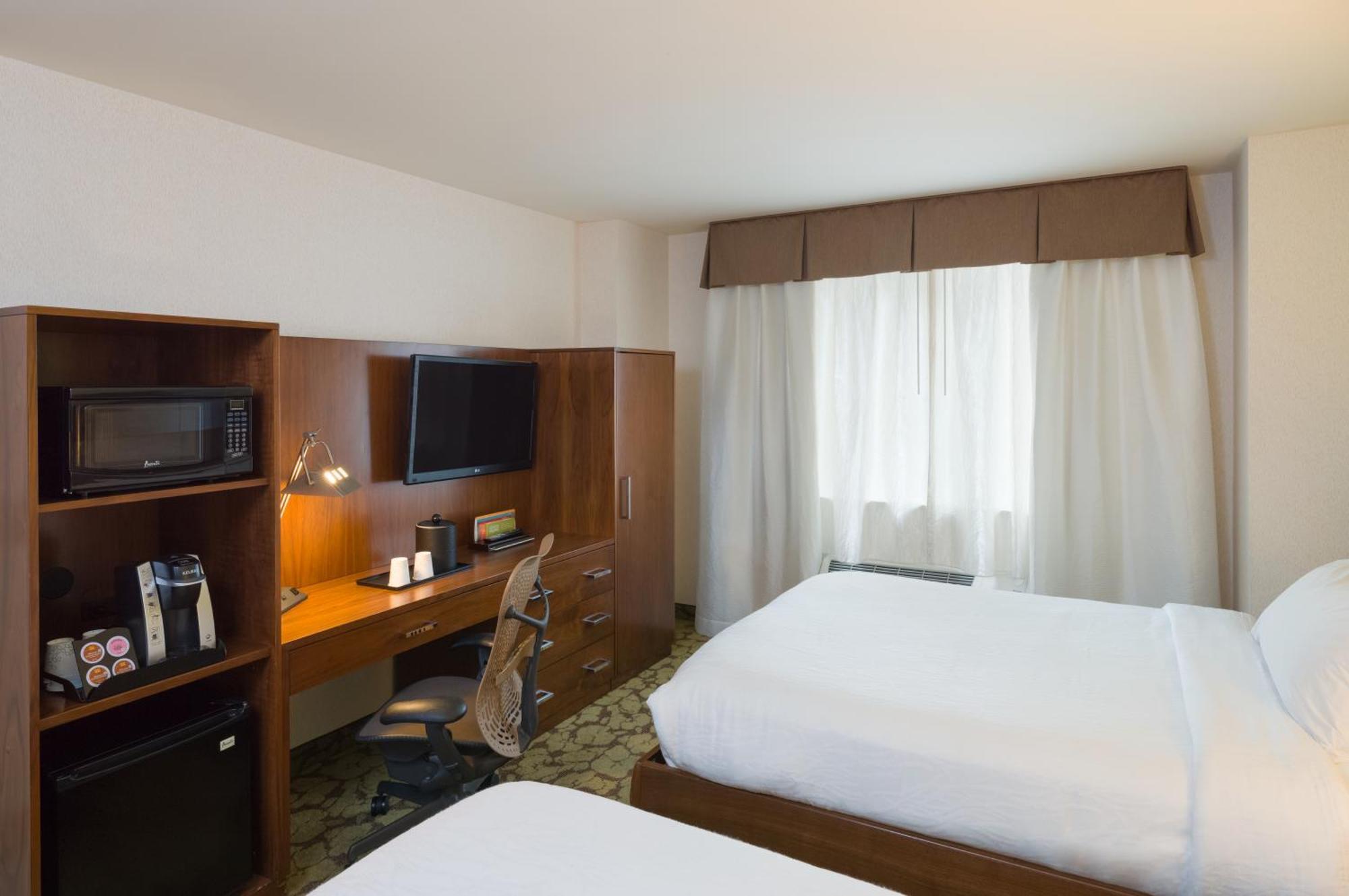 Khách sạn Hilton Garden Manhattan Midtown East