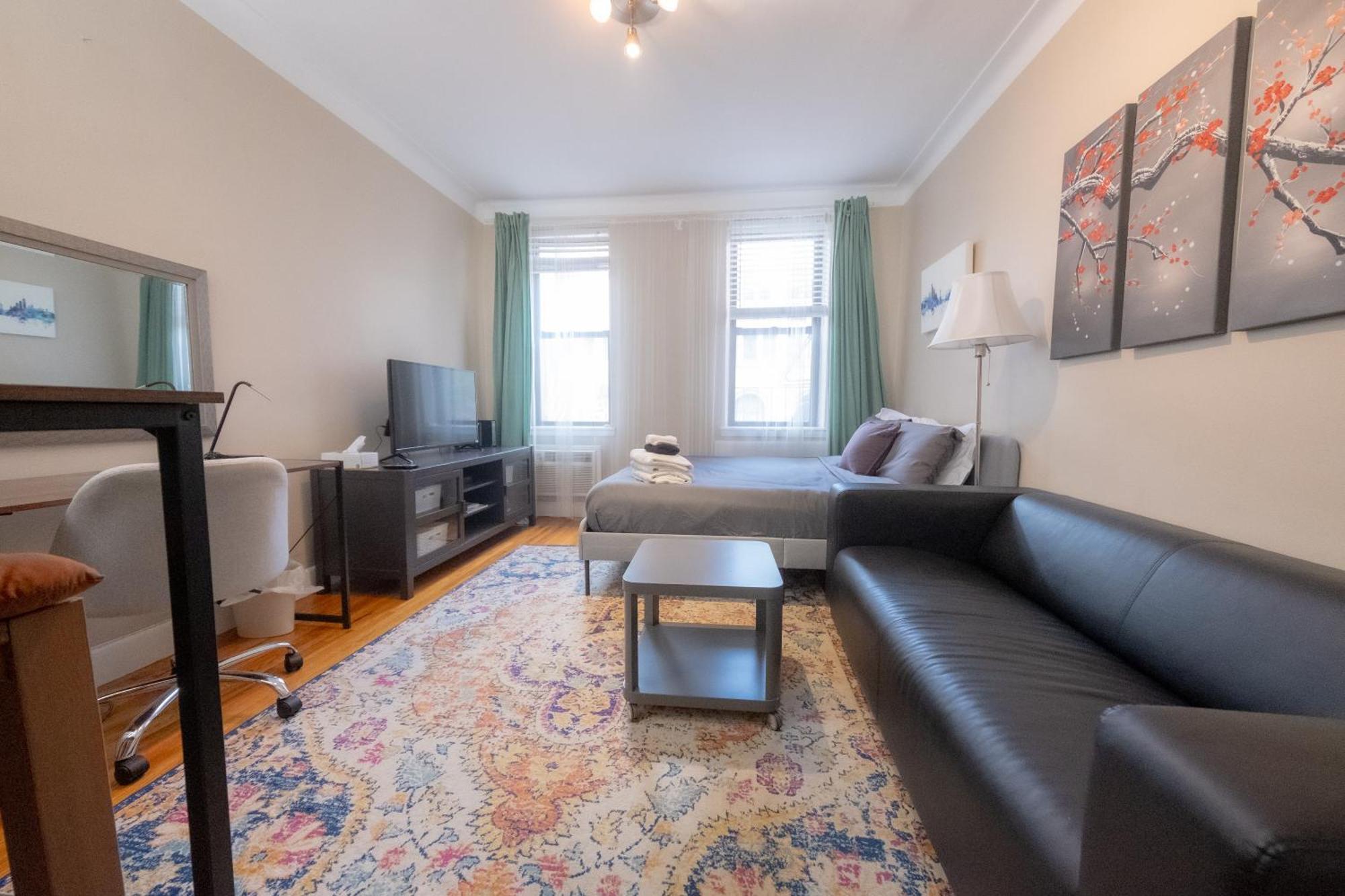 Apartment Bright Studio In Central Nyc New York