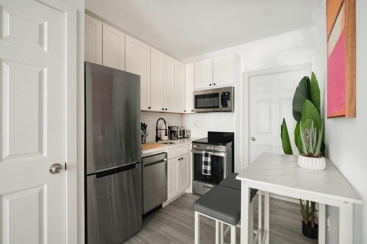 Apartamento 240-10 New Modern Ues W&d Nova York