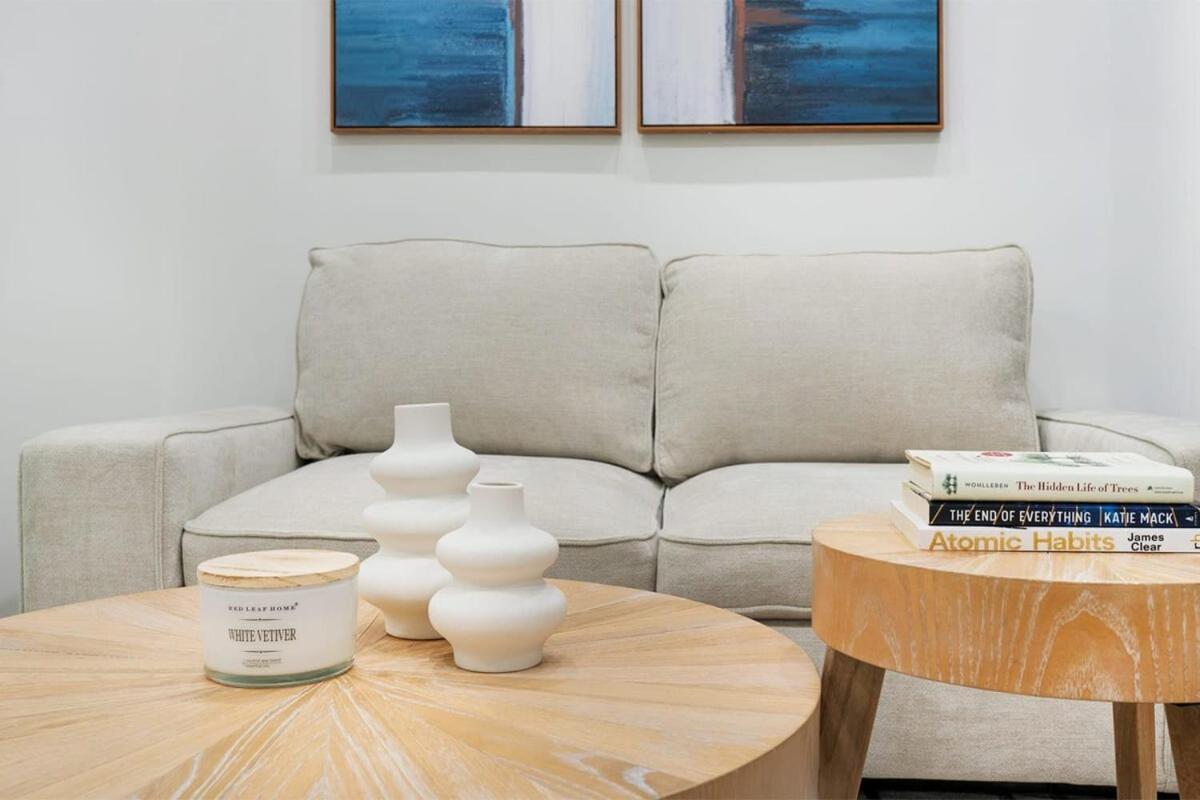 317-2a Sleek Modern 1br Ues W&d Apartment