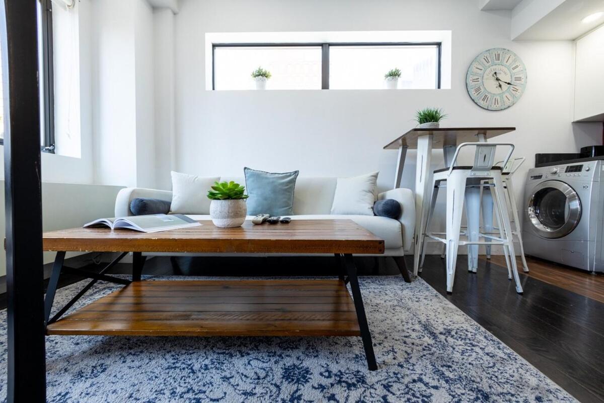 809-6b New 2br Duplex With Private Patio Nova York