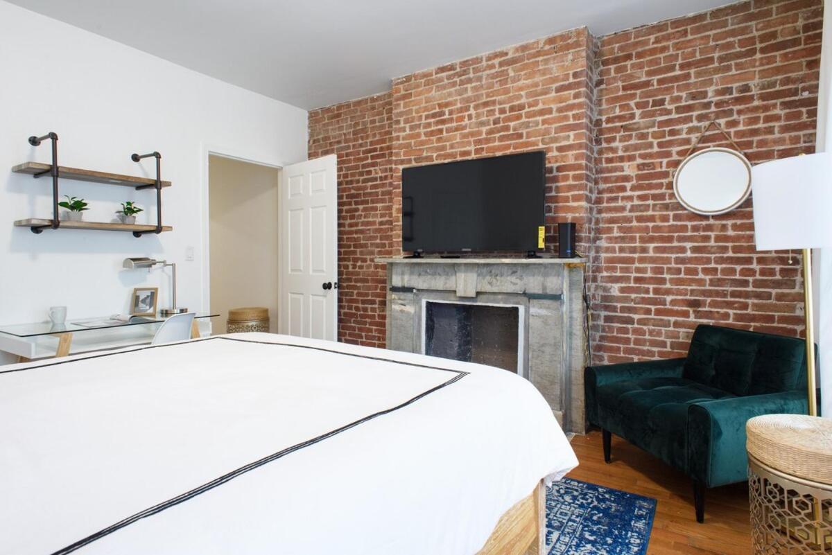 454-3w Prime Location 2br Newly Furnished Sleeps 5 Apartamento