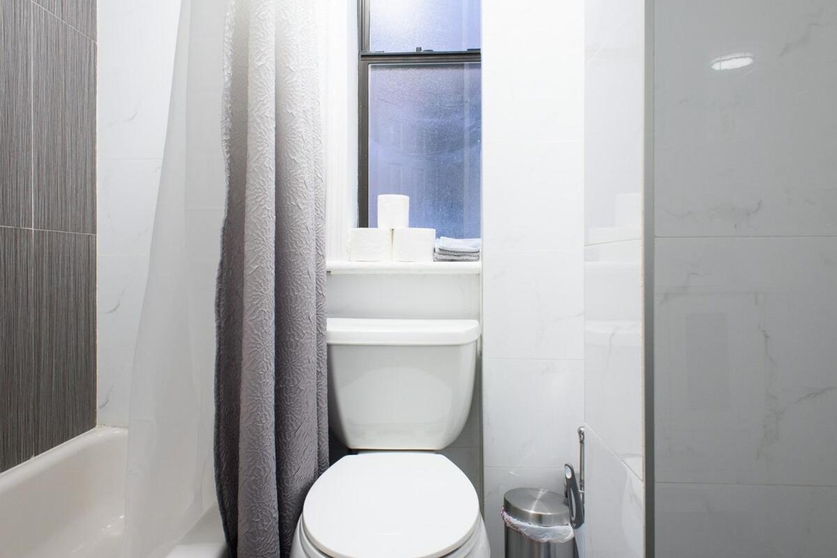 428-4r Prime Midtown Large 2 Bedroom Newly Furnished Apartamento Nova York