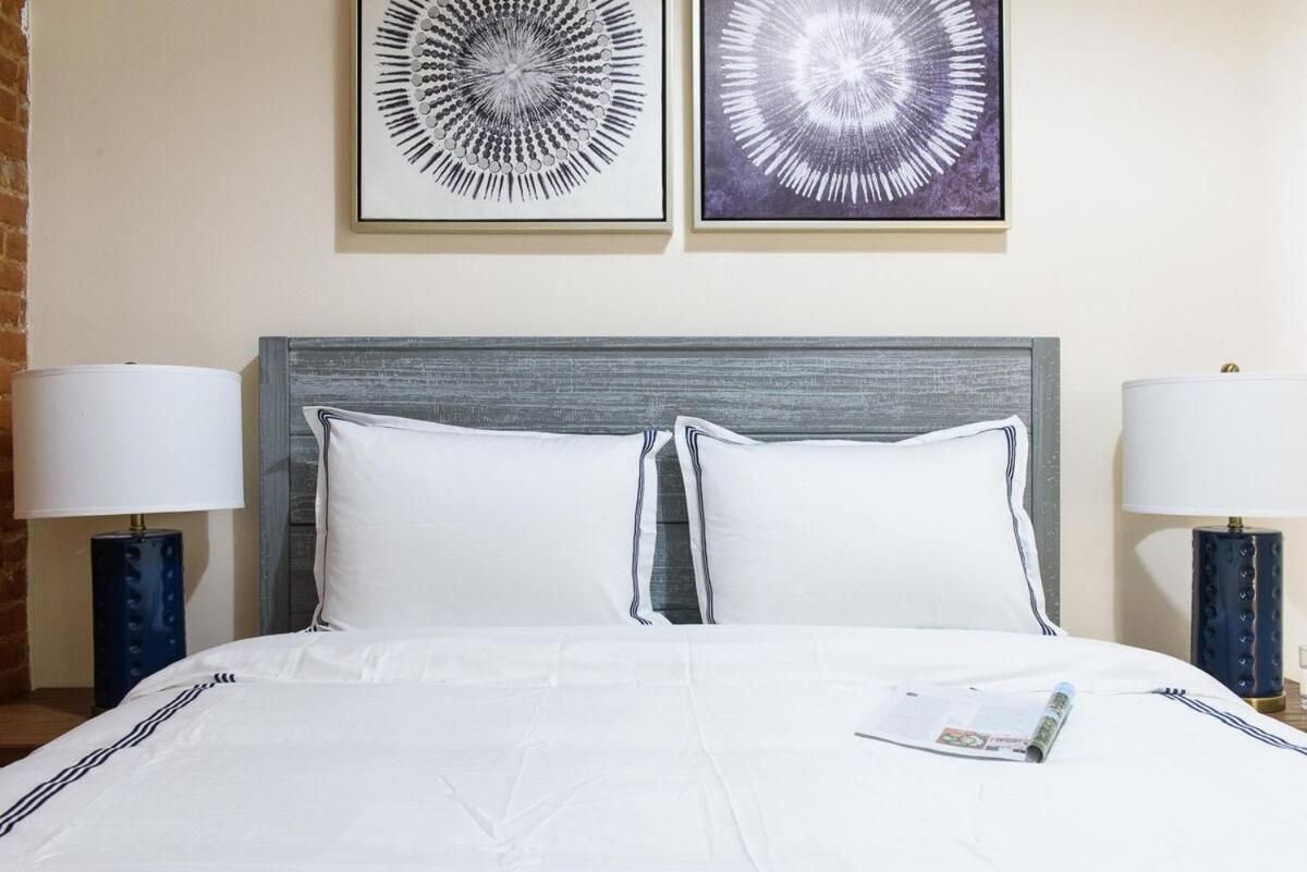428-4r Prime Midtown Large 2 Bedroom Newly Furnished * Nova York