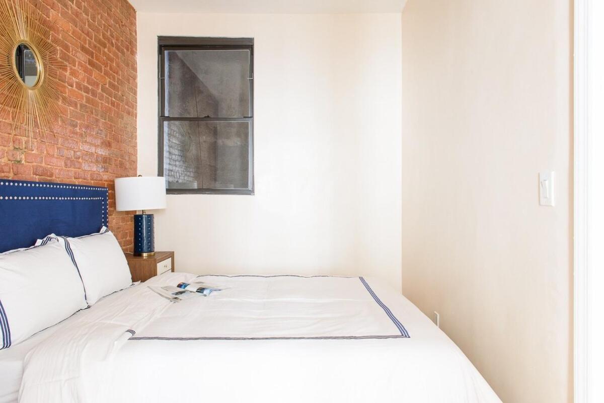 Apartamento 428-4r Prime Midtown Large 2 Bedroom Newly Furnished Nova York